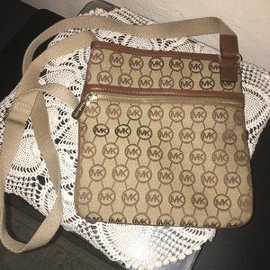 Michael Kors Crossbody Bag